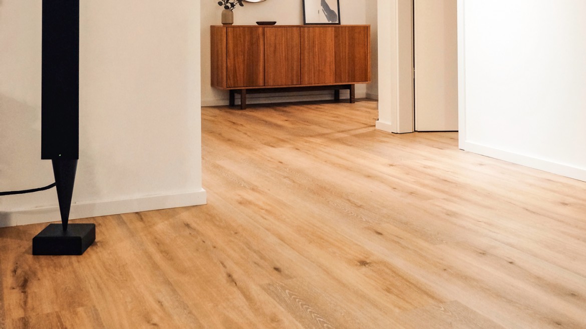 Wood & Laminates